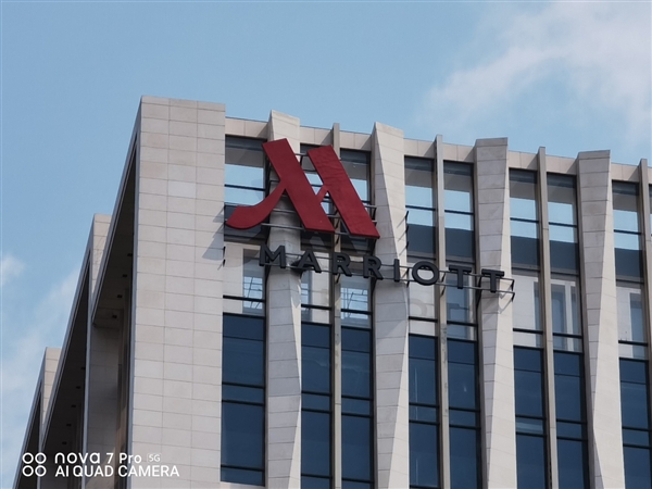 最适合年轻人的5G手机 华为nova7 Pro 12期免息来袭