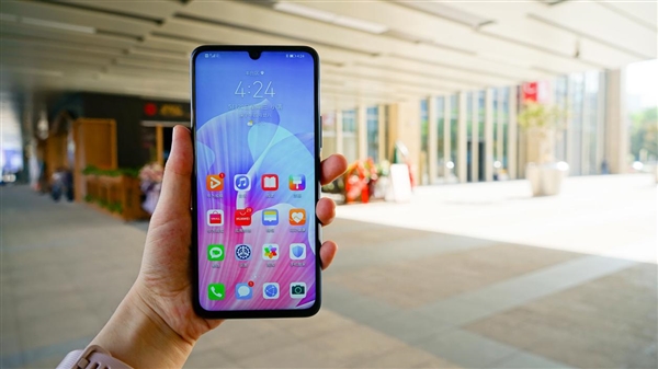 步入5G新时代!华为畅享Z带来超性价比5G手机选择