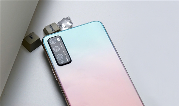 步入5G新时代!华为畅享Z带来超性价比5G手机选择